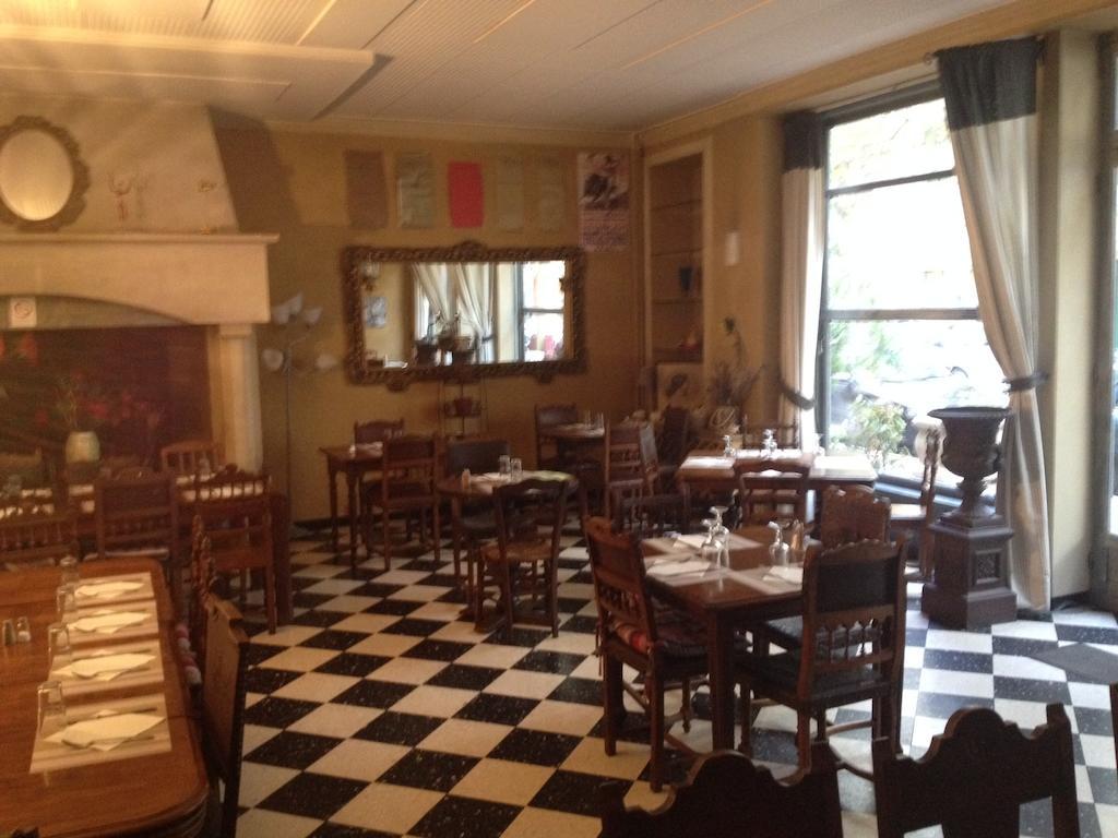 Hotel Restaurant Le Central Châteaurenard Eksteriør bilde